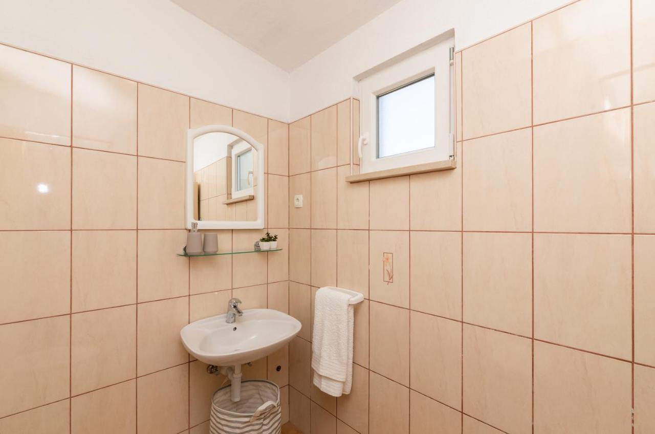 Marina Holiday Home Postira Εξωτερικό φωτογραφία