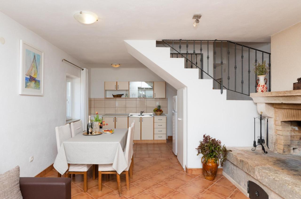 Marina Holiday Home Postira Εξωτερικό φωτογραφία